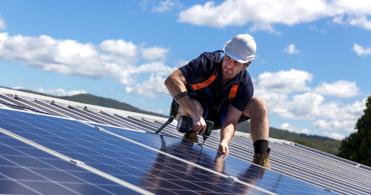 Solar Panels & Batteries in Glenorchy? Compare Solar Power Prices ✓